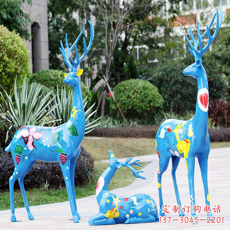 重庆彩绘鹿雕塑玻璃钢-商场美陈动物摆件