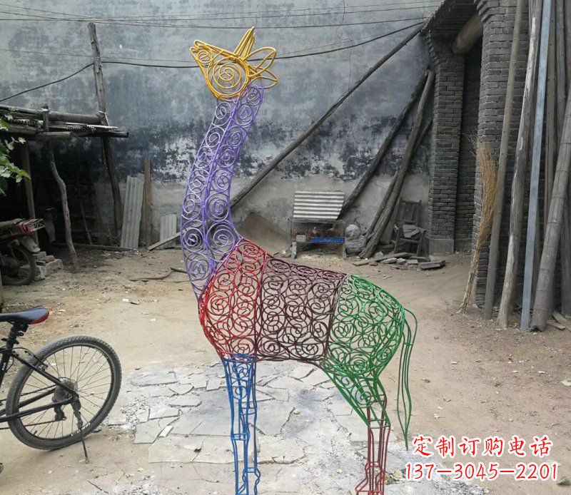 重庆彩色不锈钢镂空梅花鹿公园动物雕塑