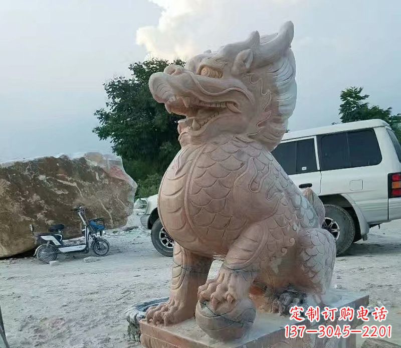 重庆麒麟雕塑象征传统文化的精灵