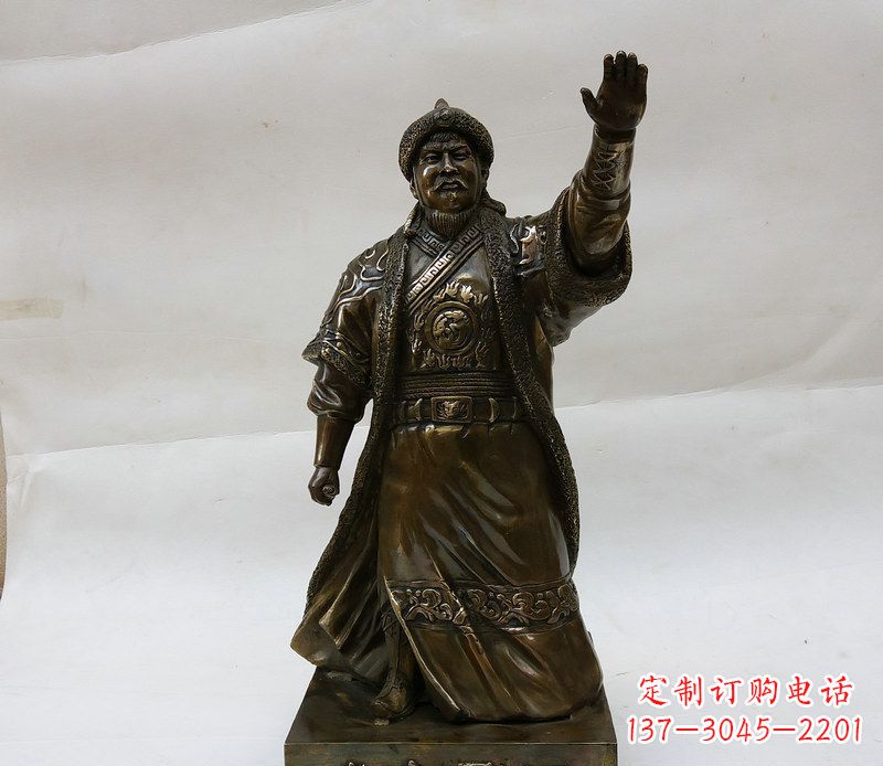 重庆成吉思汗源自铜雕的传奇人物