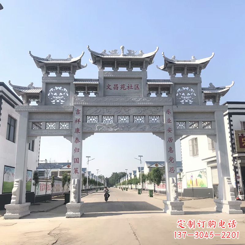 重庆社区四柱雕塑——缅怀老北京的文化精髓