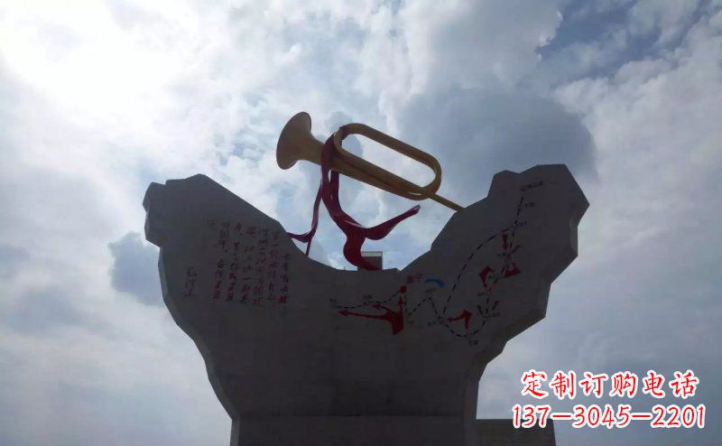 重庆冲锋号军队景观铜雕