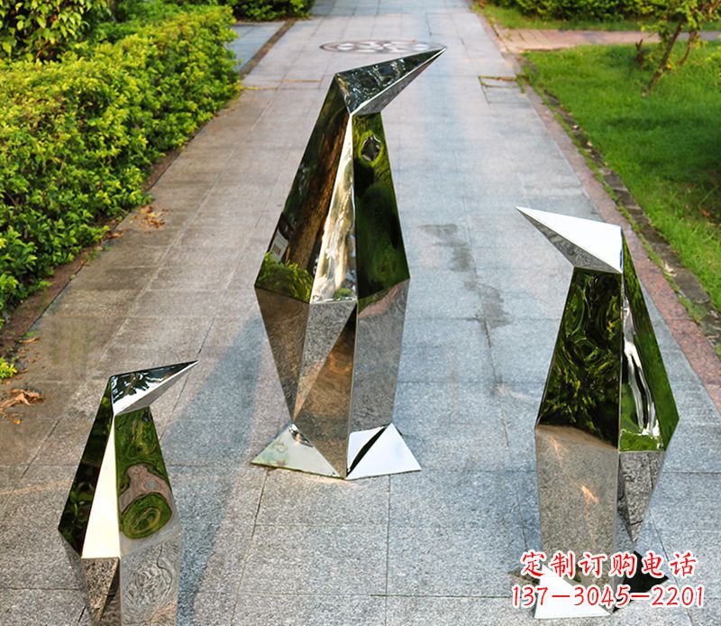 重庆精致的抽象不锈钢企鹅雕塑