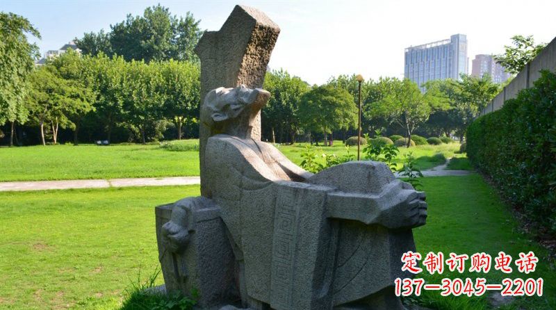 重庆兔雕塑——表达抽象守株待兔的智慧