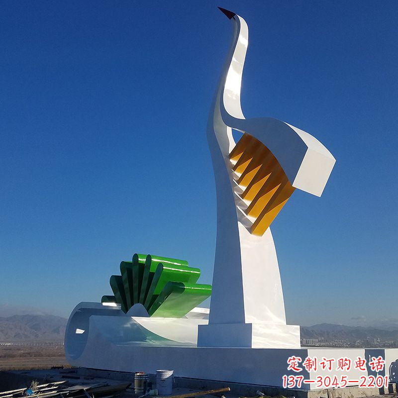 重庆抽象仙鹤雕塑