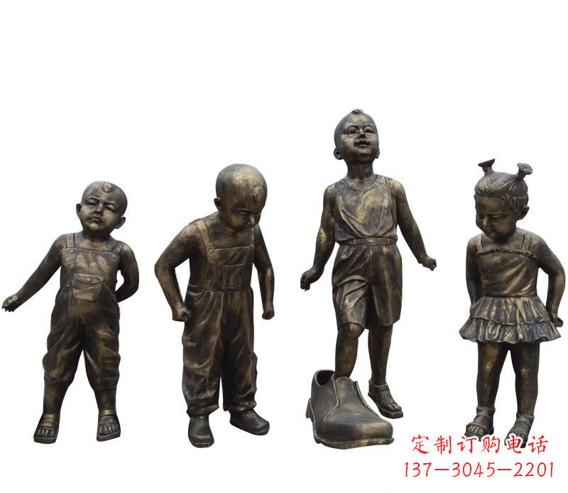 重庆穿大鞋的儿童铜雕