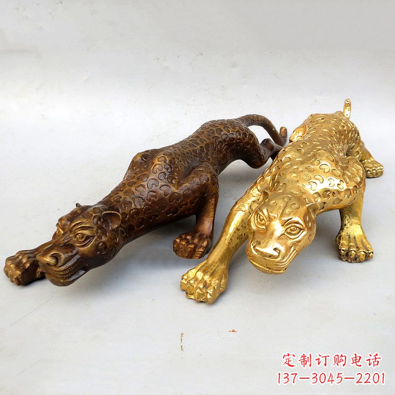 重庆纯铜金钱豹雕塑——完美结合精美工艺与珍贵文化