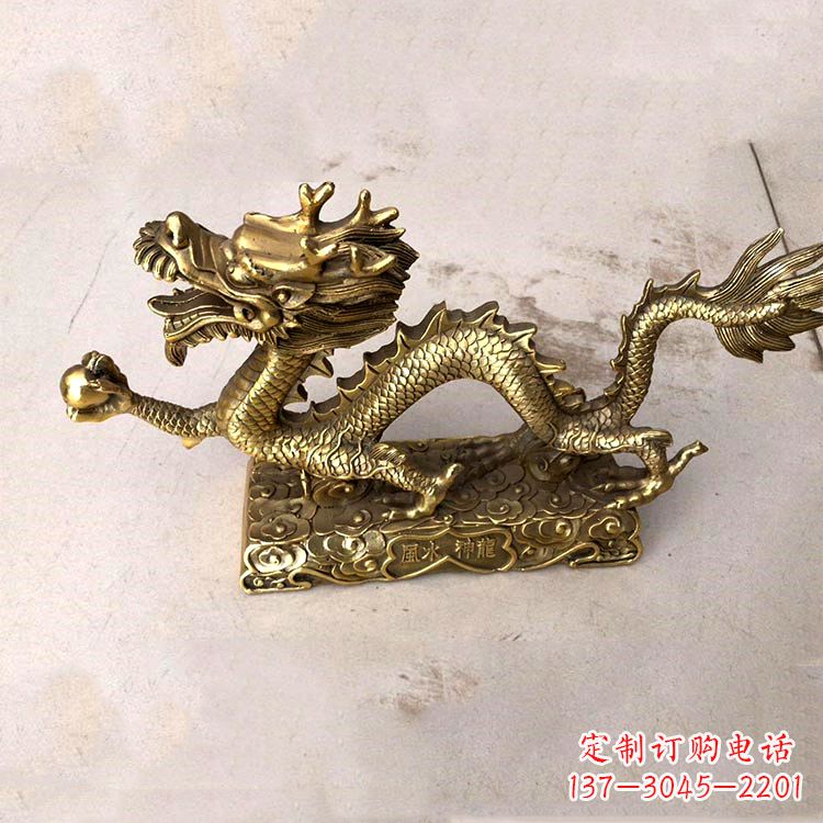 重庆纯铜龙生肖动物雕塑艺术的精髓