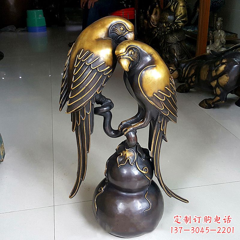 重庆铸造纯铜鹦鹉雕塑