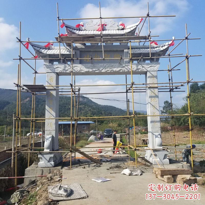 重庆村庄石牌坊雕塑传承民间文化