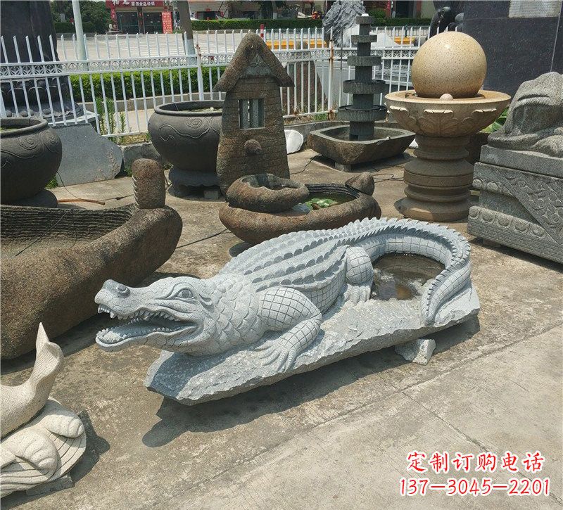 重庆动物雕塑大理石鳄鱼