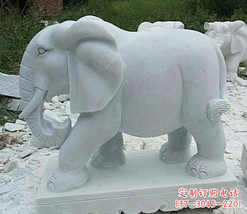 重庆精雕细琢的大理石大象雕塑