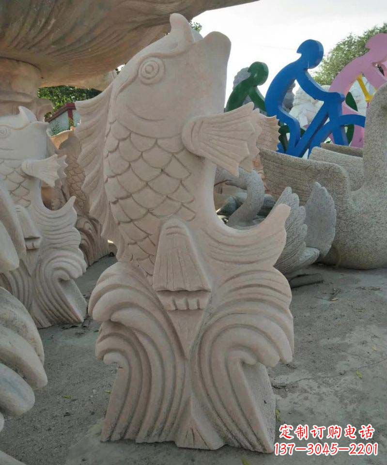 重庆大理石艺术装饰绚丽多彩的鲤鱼雕塑