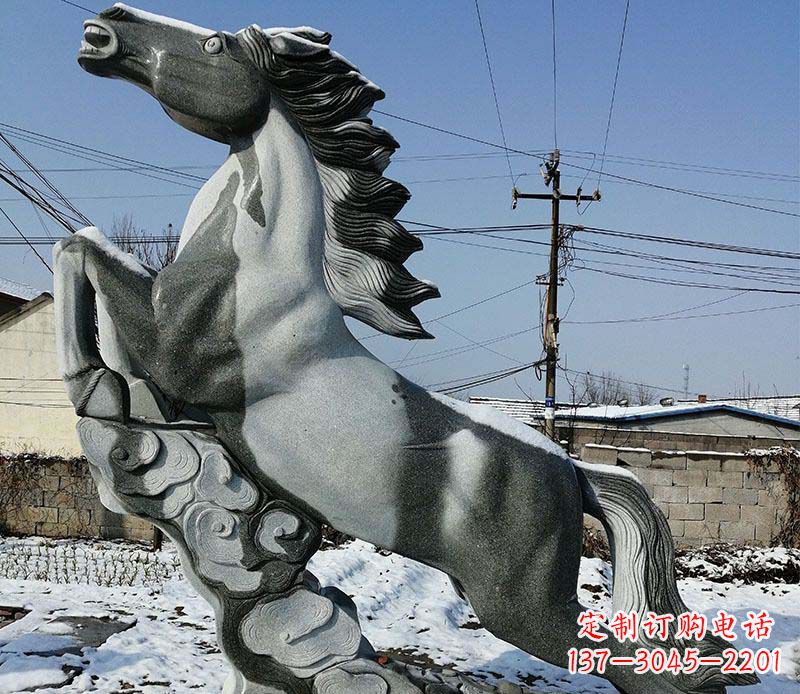 重庆传统工艺马踏祥云石雕