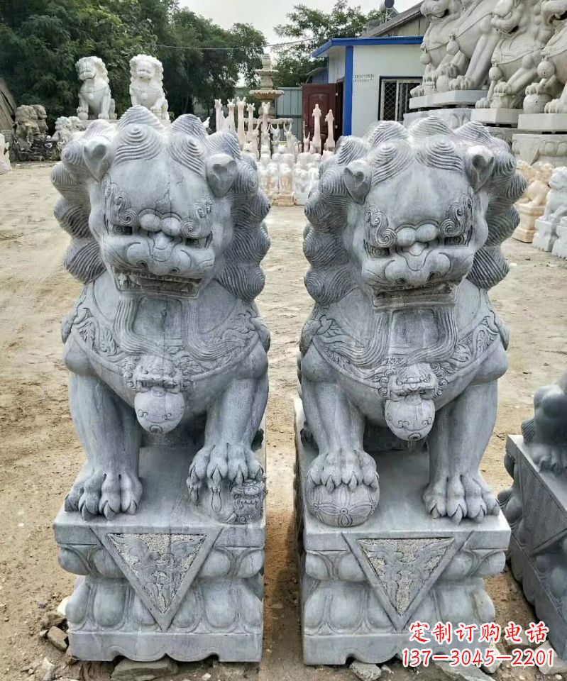 重庆传统工艺精雕大理石狮子石雕塑