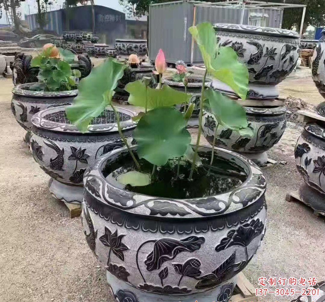重庆精美大理石鱼缸雕塑