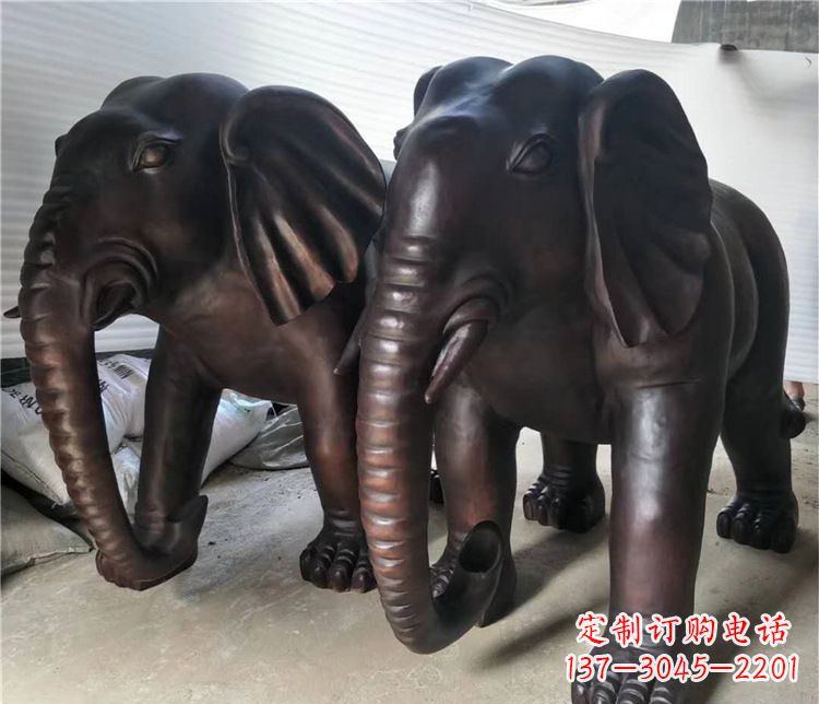 重庆优雅精美的铜制大象雕塑