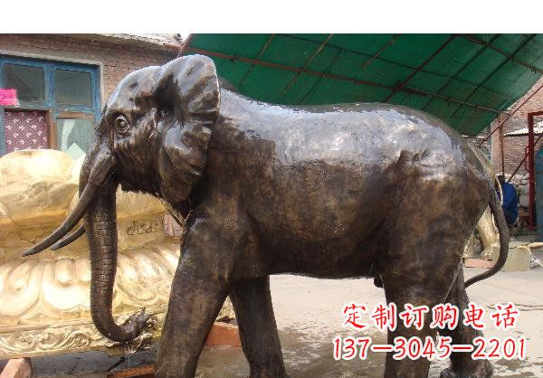 重庆大象公园动物铜雕