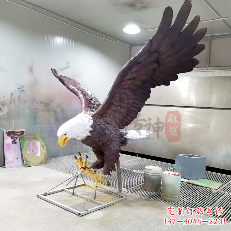 重庆优雅老鹰雕塑
