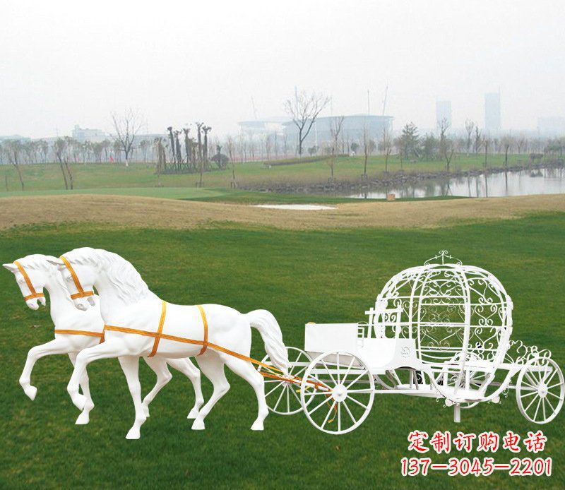 重庆大型欧式马车动物玻璃钢雕塑