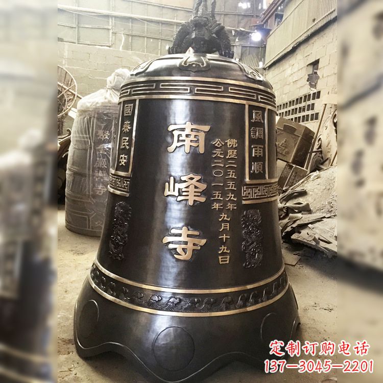 重庆大型铜钟雕塑