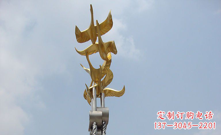 重庆大雁不锈钢雕塑—梦想之羽