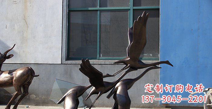 重庆大雁飞翔铸铜雕塑