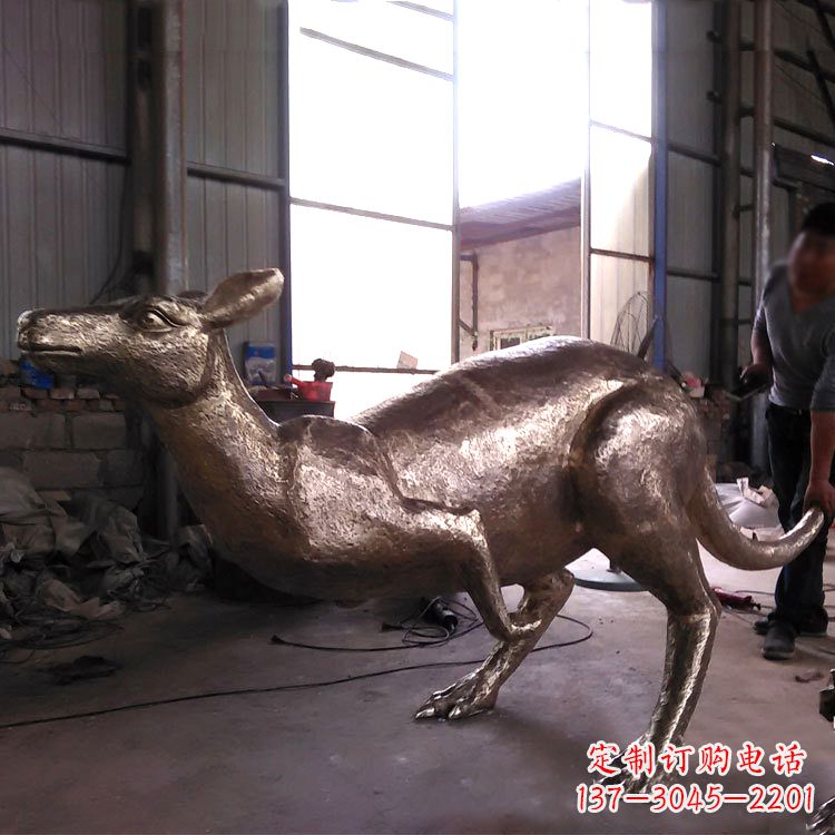 重庆袋鼠纯铜雕塑