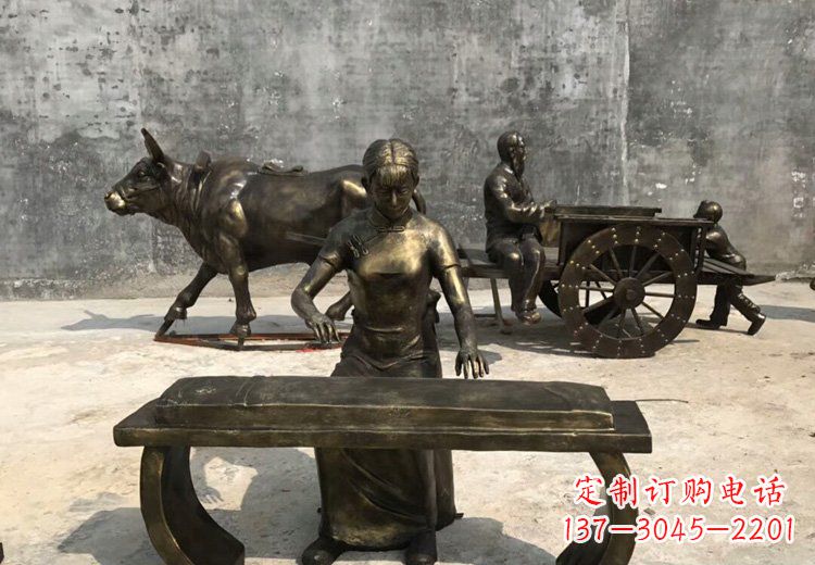 重庆精美绝伦的古筝铜雕