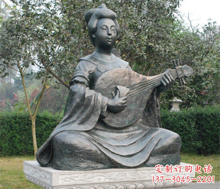 重庆古典风情弹琵琶雕塑