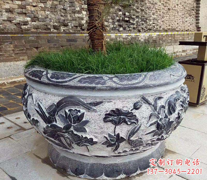 重庆道路景观花盆石雕
