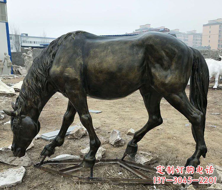 重庆低头马公园玻璃钢仿铜动物雕塑