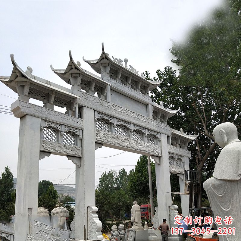 重庆雕塑公园门口牌坊