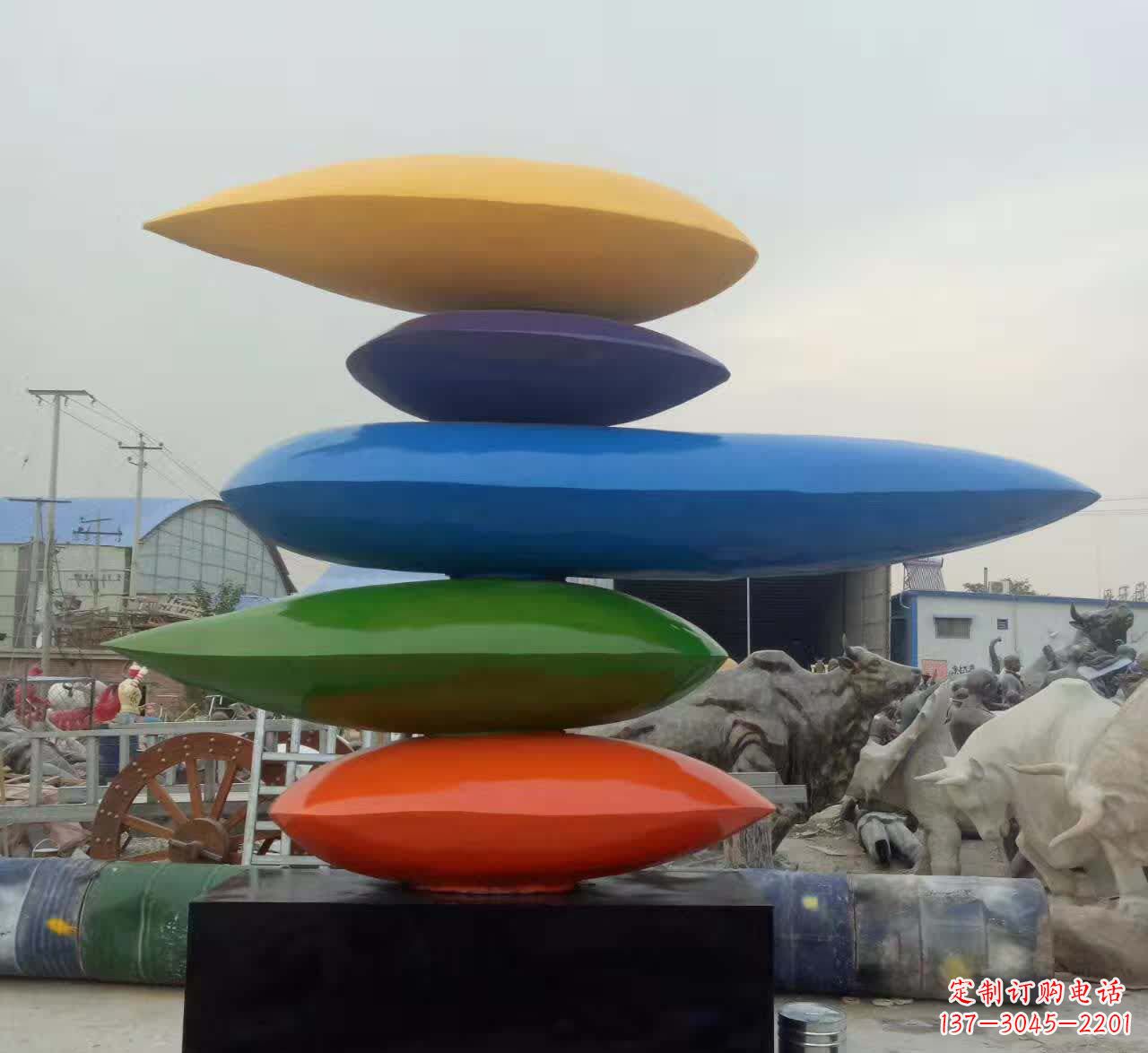重庆叠罗汉不锈钢彩色水滴雕塑