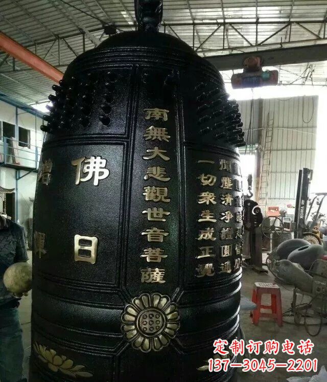 重庆精美铜雕铜钟