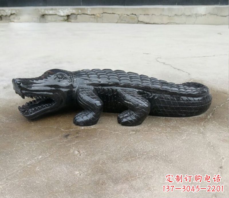 重庆动物鳄鱼景观石雕