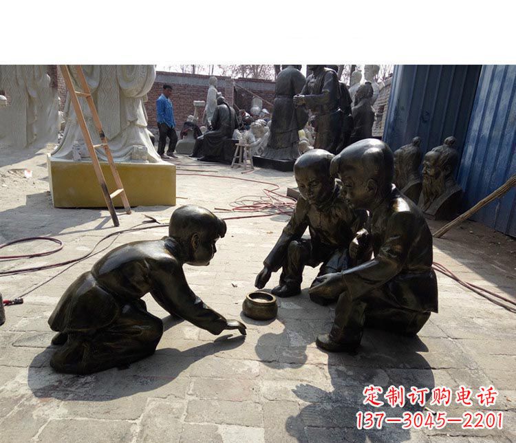 重庆斗蛐蛐的儿童铜雕