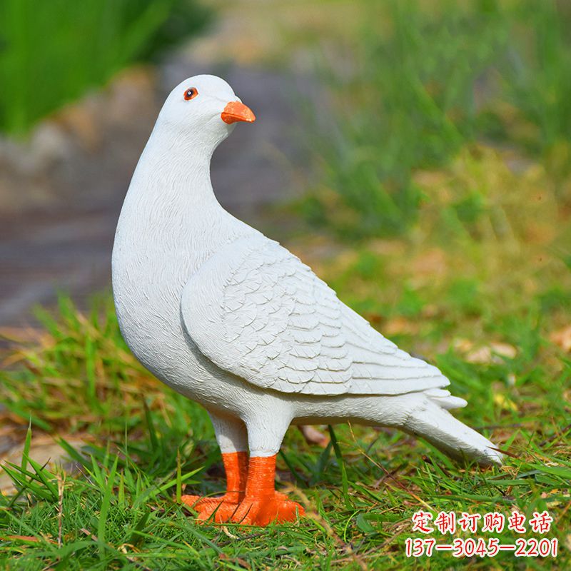 重庆和平鸽雕塑传递和平与希望的象征