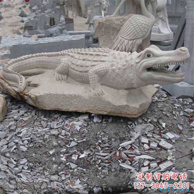 重庆鳄鱼黄沙岩动物石雕
