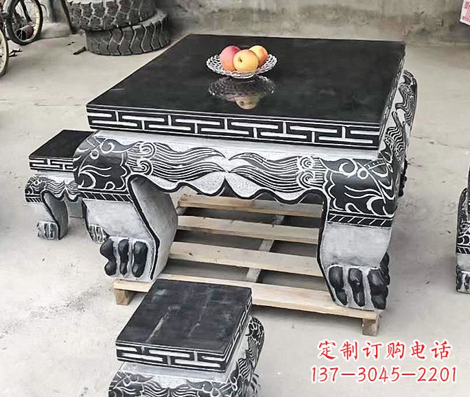 重庆中领雕塑方形仿古石桌凳