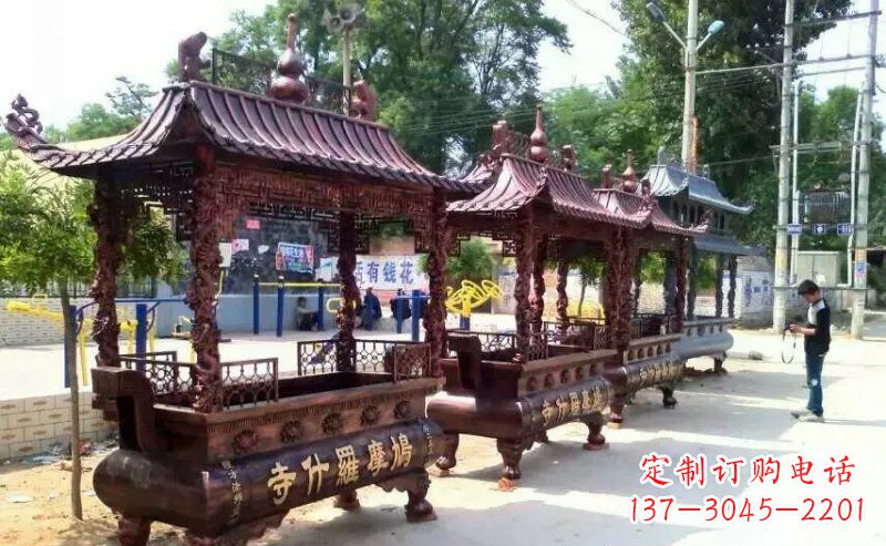 重庆传统方形香炉铜雕塑