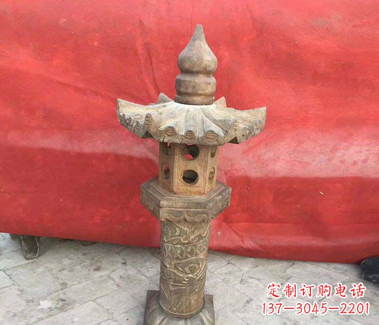重庆传统风格石灯雕塑