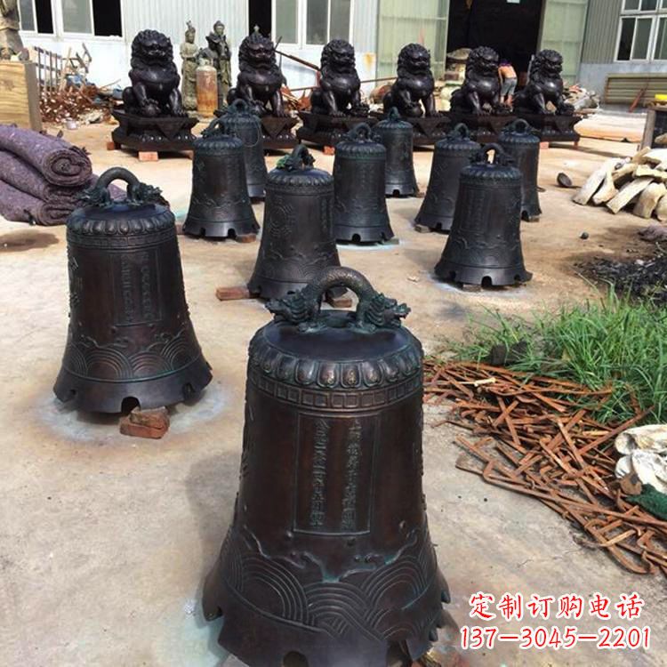 重庆仿古铜钟雕塑