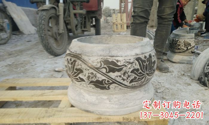 重庆仿古圆形水缸石雕塑