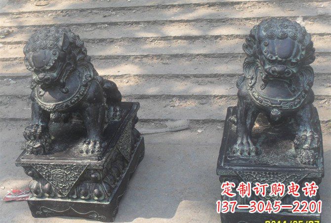 重庆仿古铸铜狮子雕塑