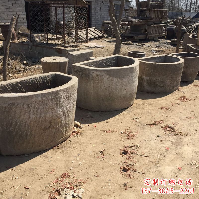 重庆中领雕塑——仿古做旧弧形石槽雕塑