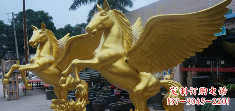 重庆飞马玻璃钢仿铜动物雕塑