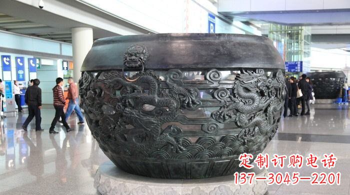 重庆建筑与自然的和谐景观水缸雕塑