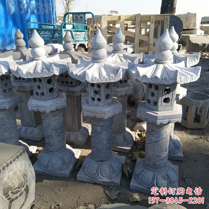 重庆高墩青石中式灯笼雕塑