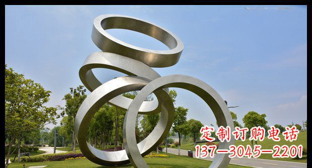 重庆铭记匠心的不锈钢折叠圆环景观雕塑